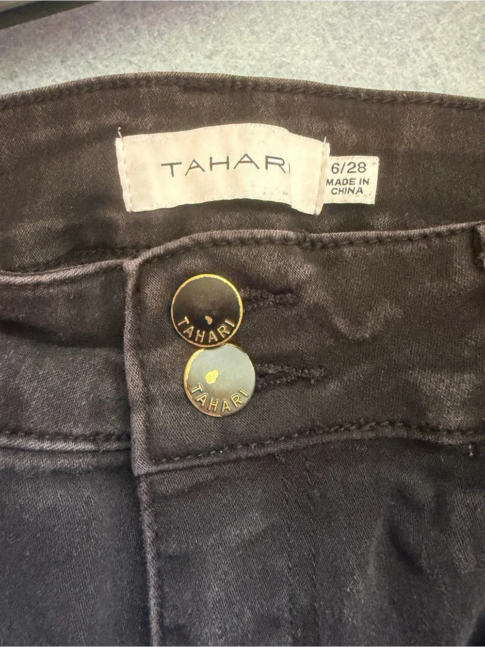Tahari sleek straight
